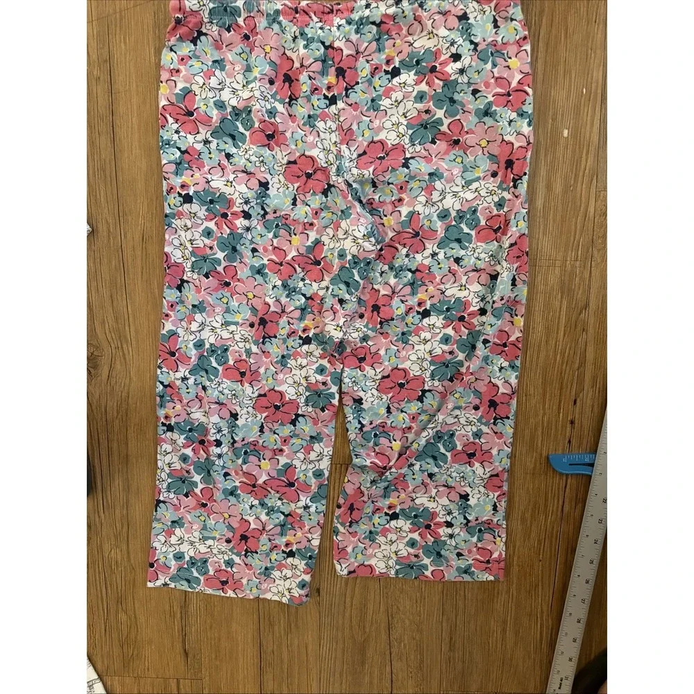 2 Pair Of Women's Sleepwear Sets Crop Pants And Top Lightweight Size S & XS